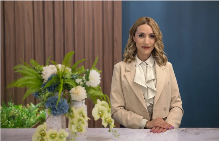 Ioana Manolache, Șef Recepție Hotel Oxford