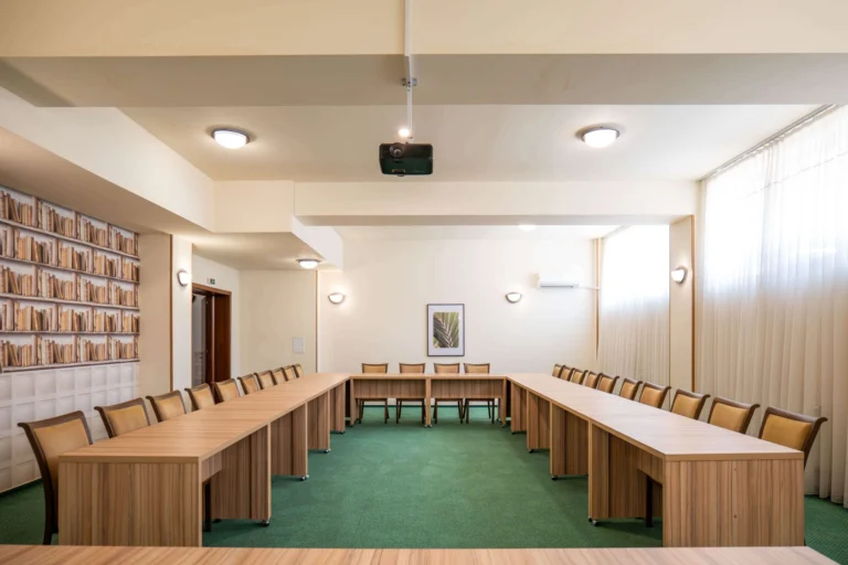 Library Conference Room, aranjament